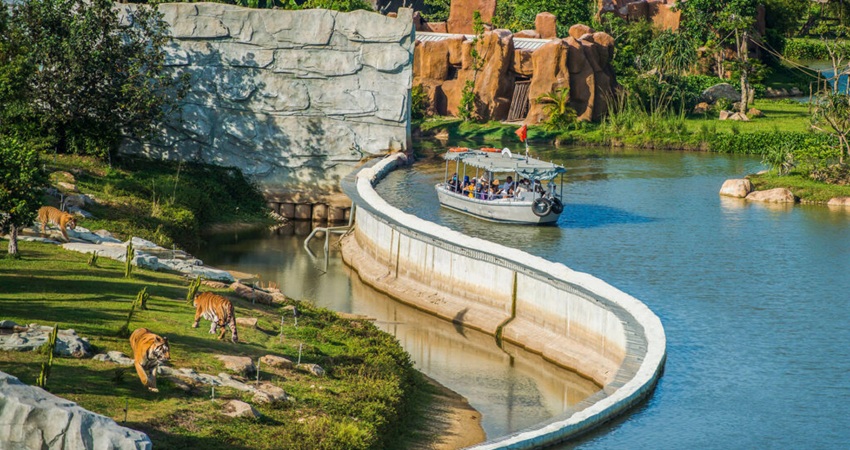 river-safari.jpg river-safari.jpg