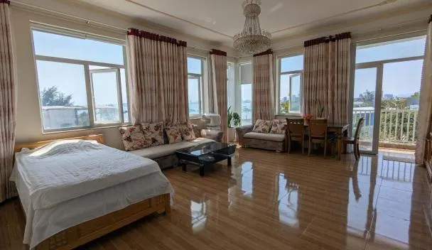 Ha Apartment