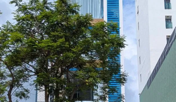 Le's Hotel & Apartment
