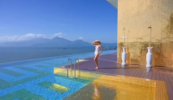 Luxury Studio Infinity Pool Wynham Golden Bay