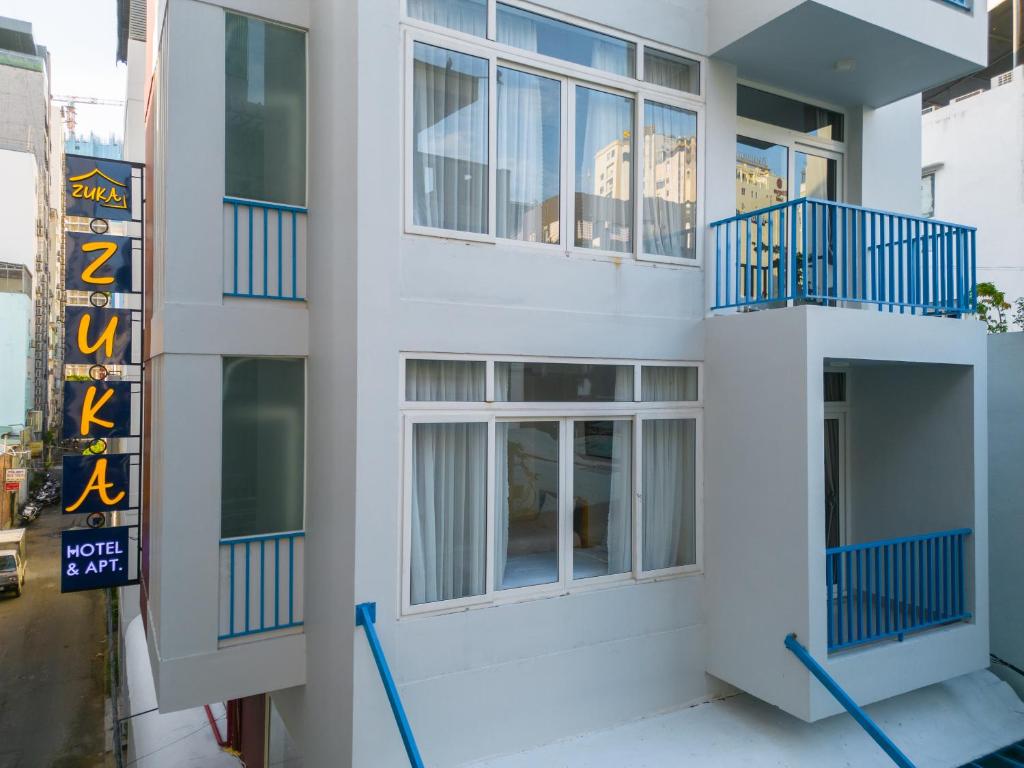 Zuka Hotel & Apartment