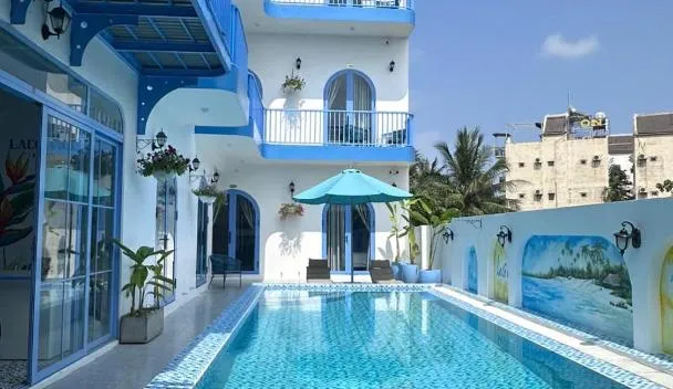 Laco Villa