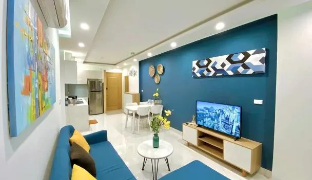 The Ocean View Home, 2 bedrooms apt at My Khe beach Danang
