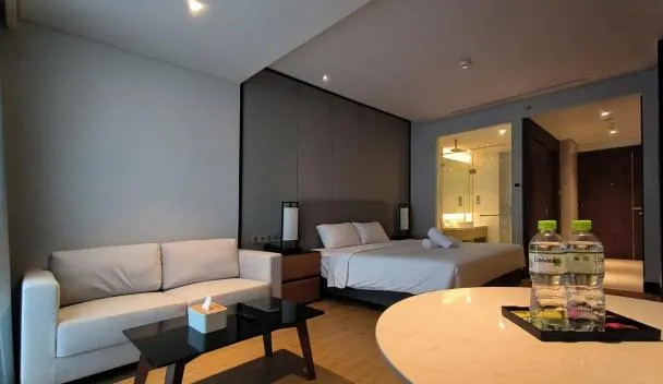 Solied Ocean View Apartment
