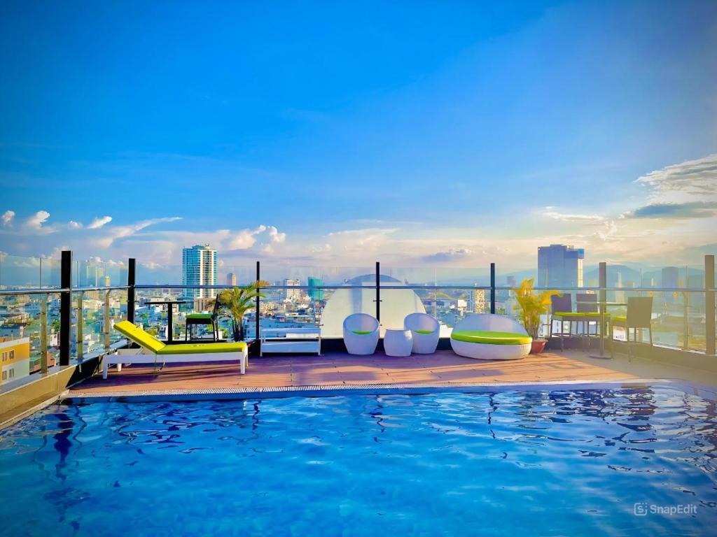 Roliva Hotel & Apartment Danang