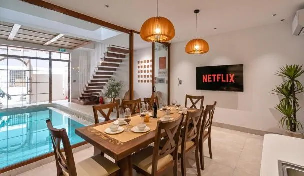 Charming stylish 4BR Pool villa - 300m to the Beach