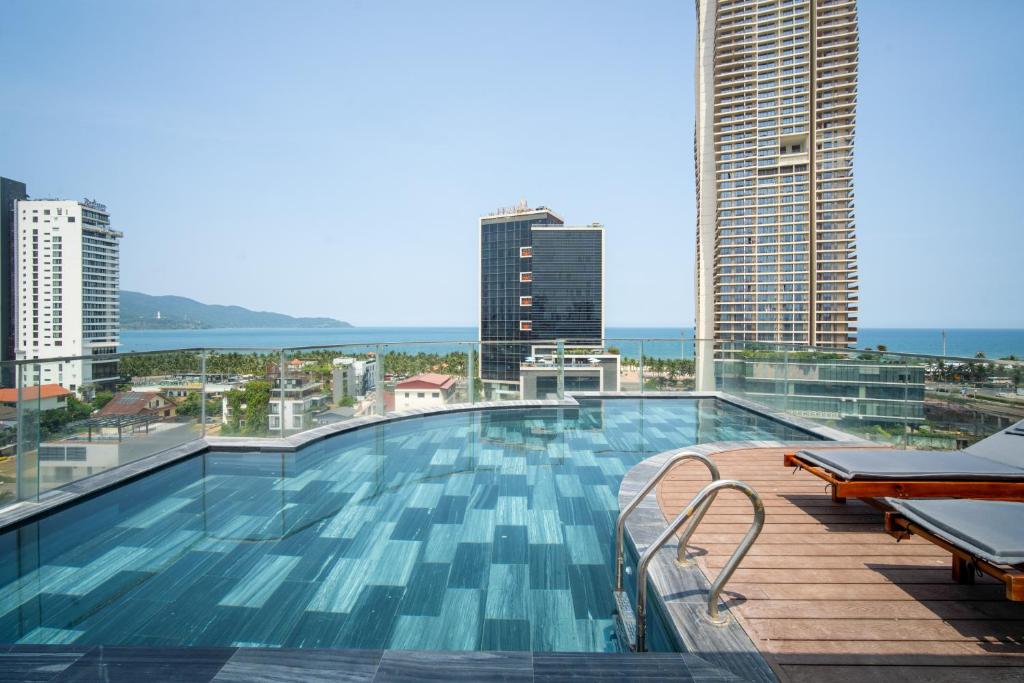 Oceanora Hotel