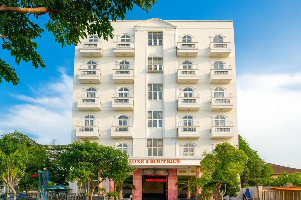 Zone 5 Boutique Hotel