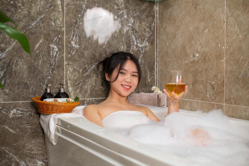 SeaFront Hotel DaNang