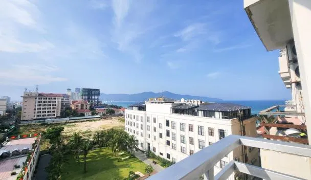 Sea View Apartment My Khe Beach