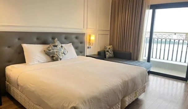 Golden Bay Sơn Trà